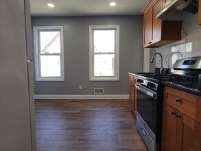125 Smith St in Bridgeport, CT - Building Photo - Building Photo