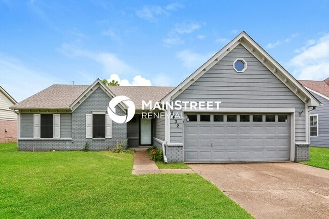 property at 2432 Country Trail Dr