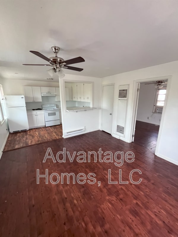 1007 N Scott Ave in Belton, MO - Foto de edificio - Building Photo