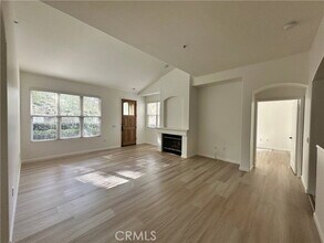 6 Veroli Ct in Newport Beach, CA - Building Photo - Building Photo