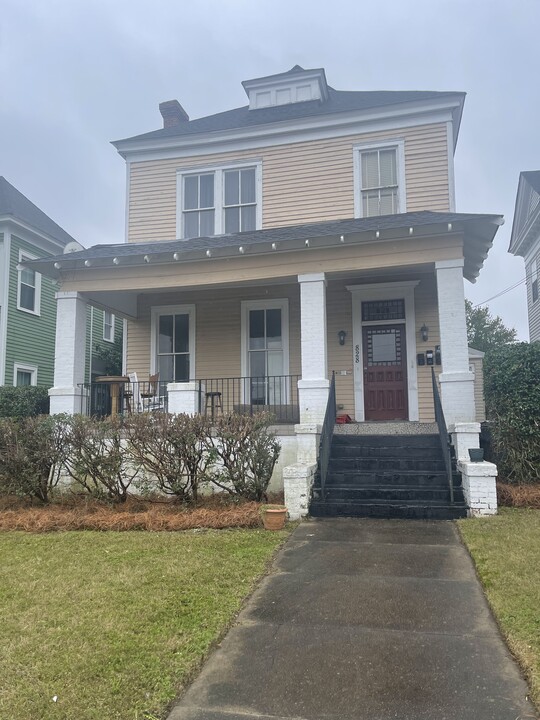 828 Orange Ter in Macon, GA - Building Photo