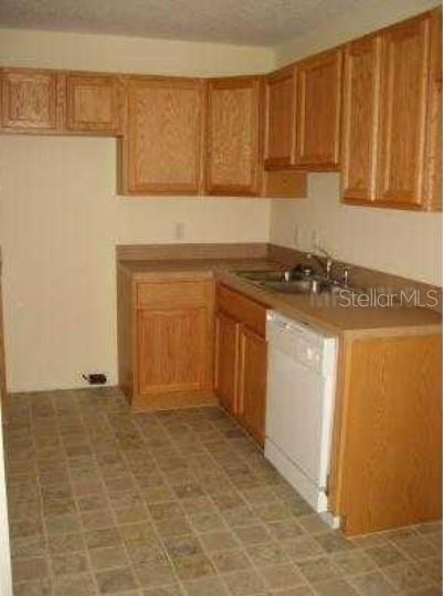 340 Greenwich Ct-Unit -340 in Poinciana, FL - Building Photo - Building Photo