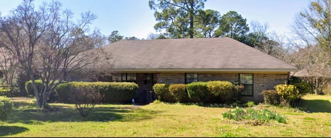 933 Federal Dr in Montgomery, AL - Building Photo - Building Photo