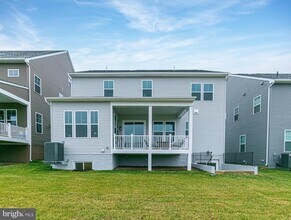 941 Warlander Dr SW in Leesburg, VA - Building Photo - Building Photo