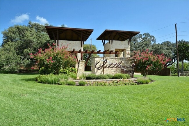 1418 Village Inn in New Braunfels, TX - Building Photo - Building Photo