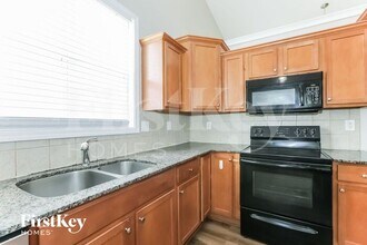 962 Simonton Glen Dr SE in Lawrenceville, GA - Building Photo - Building Photo