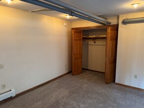 2017 Grand Ave S-Unit -4 in Minneapolis, MN - Building Photo - Building Photo
