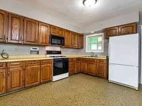 1629 Prescott St in Dubuque, IA - Building Photo - Building Photo
