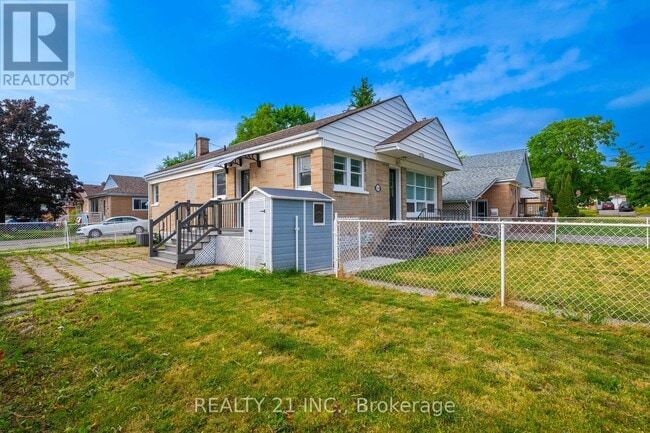 property at 160 Elizabeth Ave