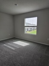 17653 Crescent Moon Lp in Lakewood Ranch, FL - Building Photo - Building Photo