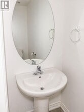 6118 Kelsey Cres in Niagara Falls, ON - Building Photo - Building Photo