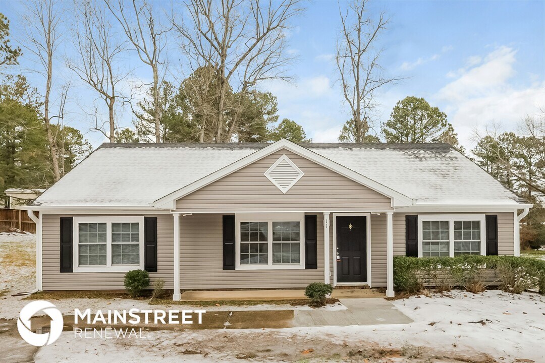 11 Larch Ct in Durham, NC - Building Photo
