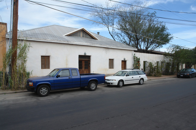 469 S Convent Ave in Tucson, AZ - Building Photo - Building Photo