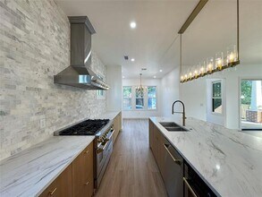 4510 Sycamore St in Dallas, TX - Building Photo - Building Photo