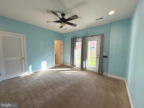 3697 Ambrose Hills Rd in Falls Church, VA - Building Photo - Building Photo