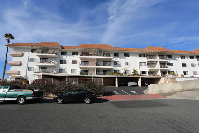 Ocean Fairway in San Clemente, CA - Building Photo - Building Photo