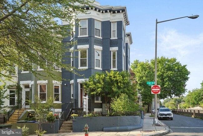 property at 1 U St NW