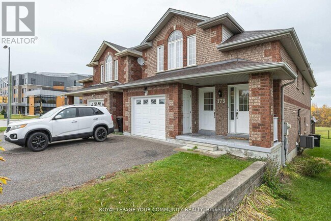 173 Simcoe Rd in Bradford West Gwillimbury, ON - Building Photo - Building Photo