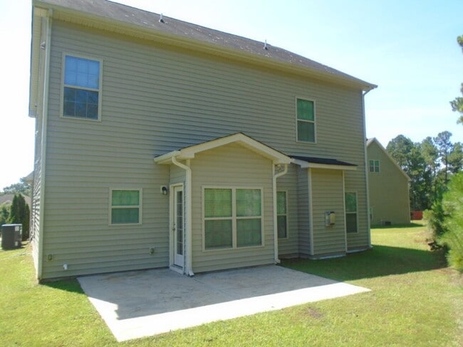 115 Ammunition Cir in Cameron, NC - Building Photo - Building Photo