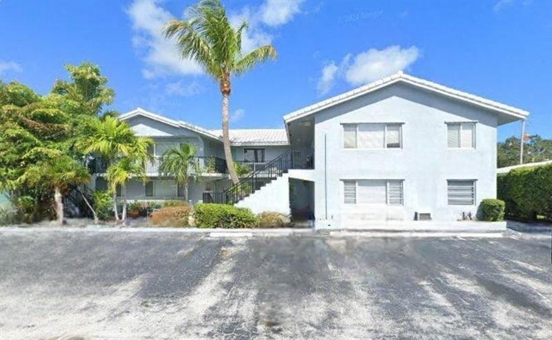 2837 NE 30th St in Fort Lauderdale, FL - Building Photo