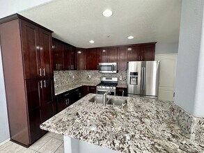 301 N Navarette Pl in Placentia, CA - Building Photo - Building Photo