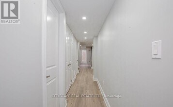 18 Jemima Rd in Brampton, ON - Building Photo - Building Photo