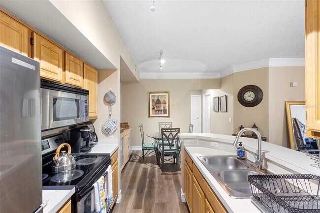 13016 Plantation Park Cir in Orlando, FL - Building Photo - Building Photo