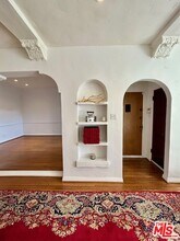 8673 W Olympic Blvd in Los Angeles, CA - Building Photo - Building Photo