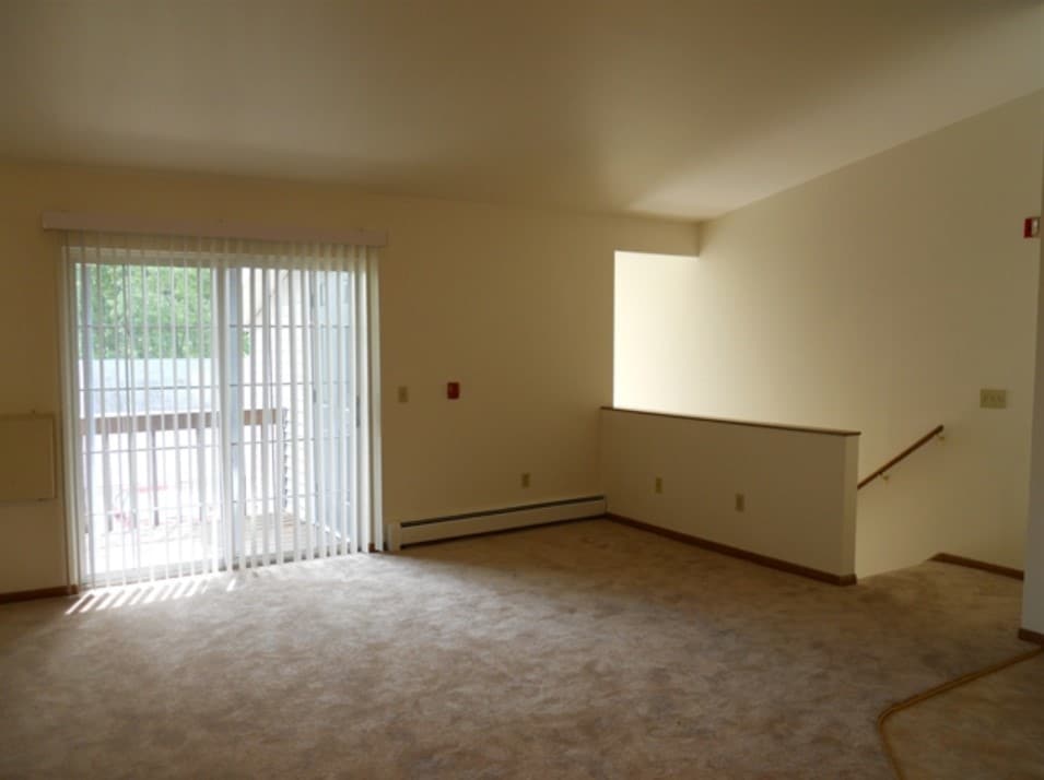 RIVERWOOD APARTMENTS in Mauston, WI