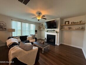 100 Hampton Dr in Holly Ridge, NC - Building Photo - Building Photo