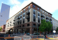 Fifth Avenue Court in Portland, OR - Building Photo - Building Photo