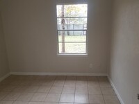 14911 Grand Prairie Dr photo'