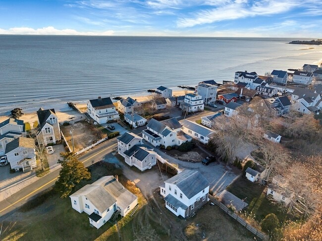 176 Shore Rd in Clinton, CT - Building Photo - Building Photo