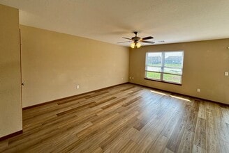 625 Northfield Rd in Manhattan, KS - Building Photo - Building Photo