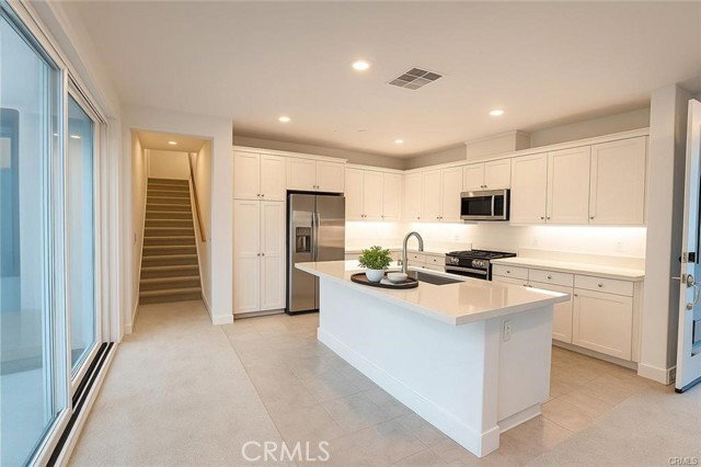 349 Proctor in Irvine, CA - Building Photo - Building Photo