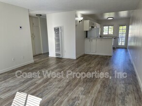 3563 Roosevelt St in Carlsbad, CA - Building Photo - Building Photo