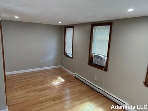 14 Edgerly Pl, Unit 3 in Boston, MA - Foto de edificio - Building Photo