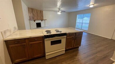 6813 Newcastle Pl in North Richland Hills, TX - Building Photo - Building Photo
