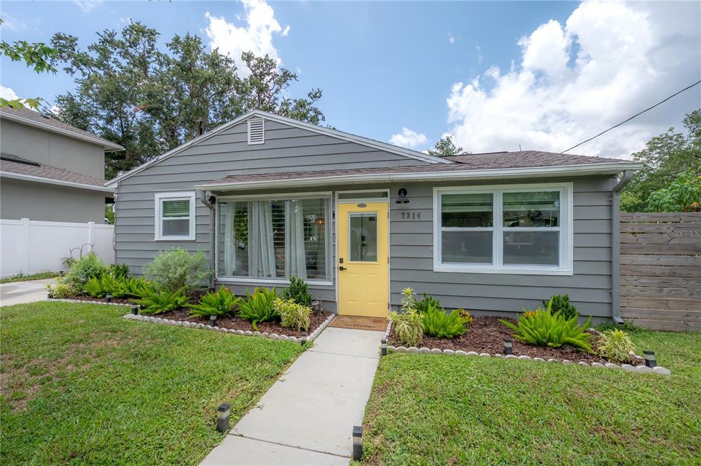7314 N Dartmouth Ave in Tampa, FL - Building Photo