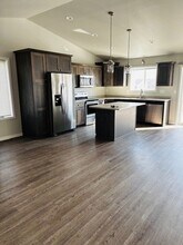 965 Ashley Dr W in West Fargo, ND - Building Photo - Building Photo