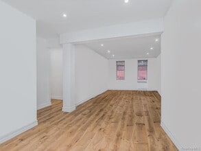 800 Bronx River Rd in Yonkers, NY - Building Photo - Building Photo