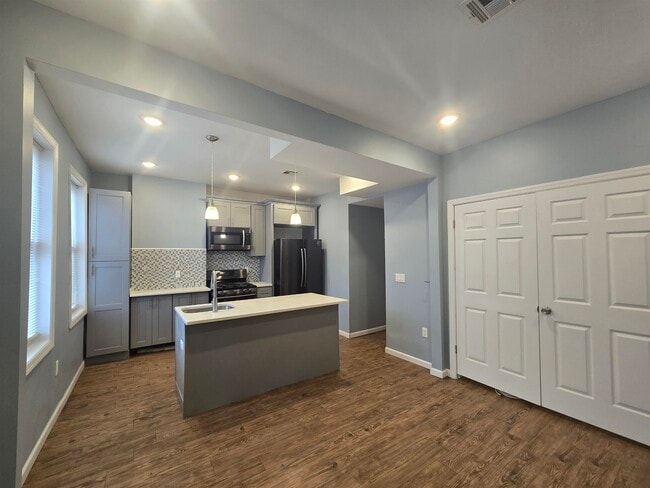 1401 27th St in North Bergen, NJ - Building Photo - Building Photo