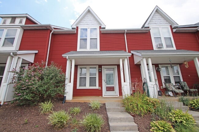 property at 1272 Frost Pl