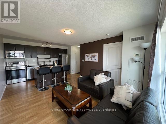 30-830 Herons Hl Wy in Toronto, ON - Building Photo - Building Photo