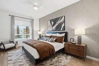 6050 Radiant Ct, Unit 1-101 in Chula Vista, CA - Foto de edificio - Building Photo