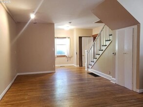 962 E 23rd Ave in Eugene, OR - Building Photo - Building Photo