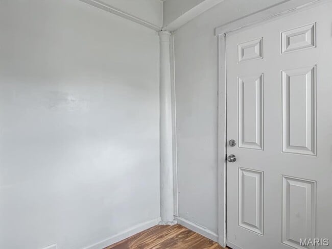 5611 Hallows Ave in East St. Louis, IL - Building Photo - Building Photo