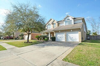 14118 Millglen Ct in Sugar Land, TX - Building Photo - Building Photo