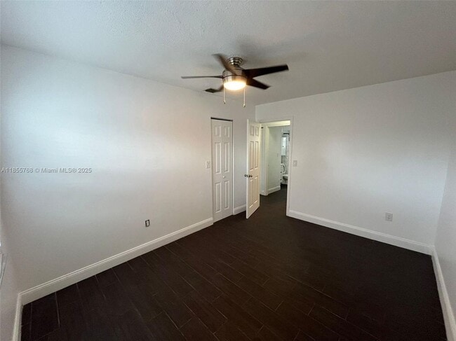 5303 SW 137th Ct in Miami, FL - Building Photo - Building Photo