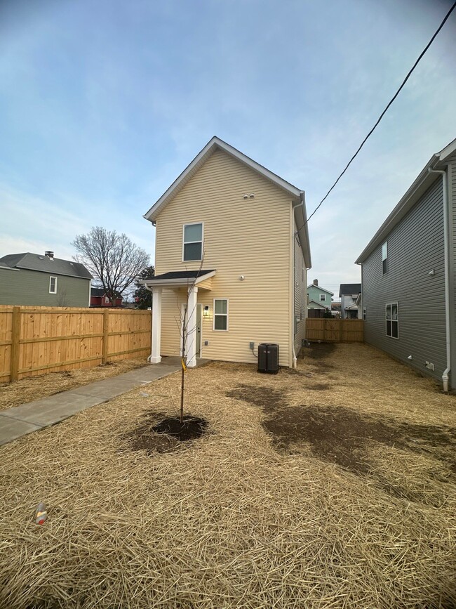 850 Campbell Ave in Columbus, OH - Building Photo - Building Photo